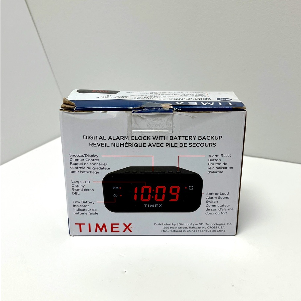 TIMEX Digital Alarm Clock - Picture 4 of 8